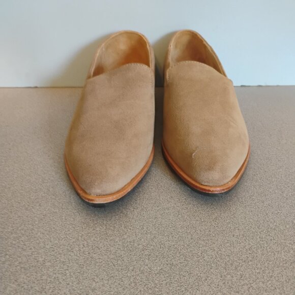 Patina Womens size 7 Suede Pointed Toe Flat Loafer New Tan - Picture 2 of 7